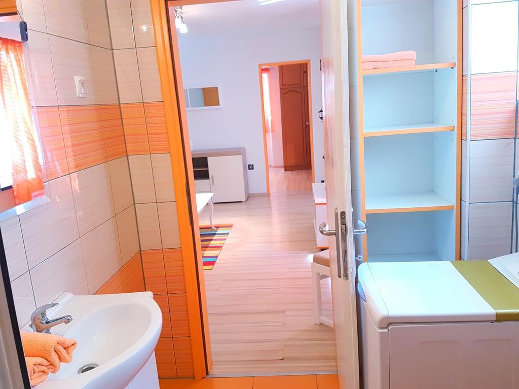Apartment Asja Old City Center Pula Bagian luar foto
