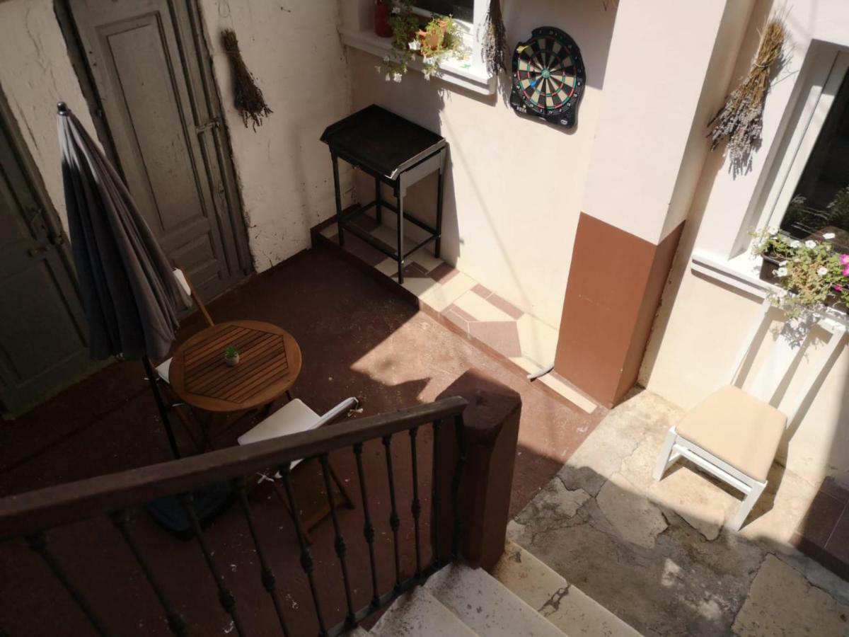 Apartment Asja Old City Center Pula Bagian luar foto